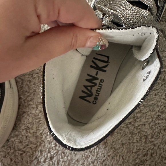 NAN-KU couture Embellished Found things High-Top Sneakers - Picture 7 of 8